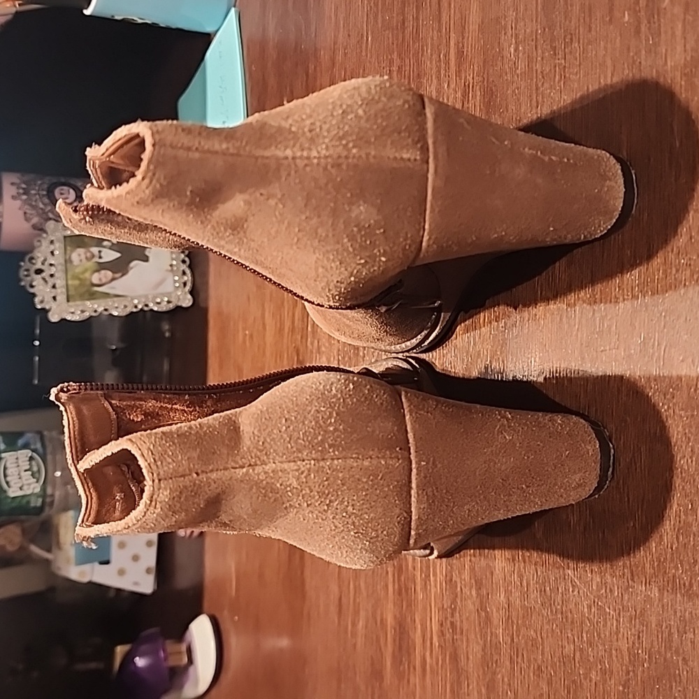 Lucky Brand brown booties - Picture 2 of 7